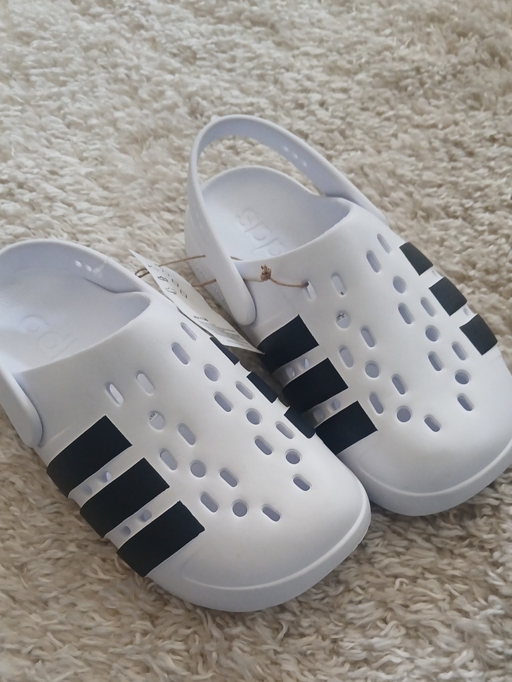 ADIDAS CLOUDFOAM SLIDES
